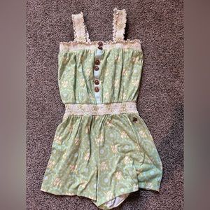 Sleep romper
